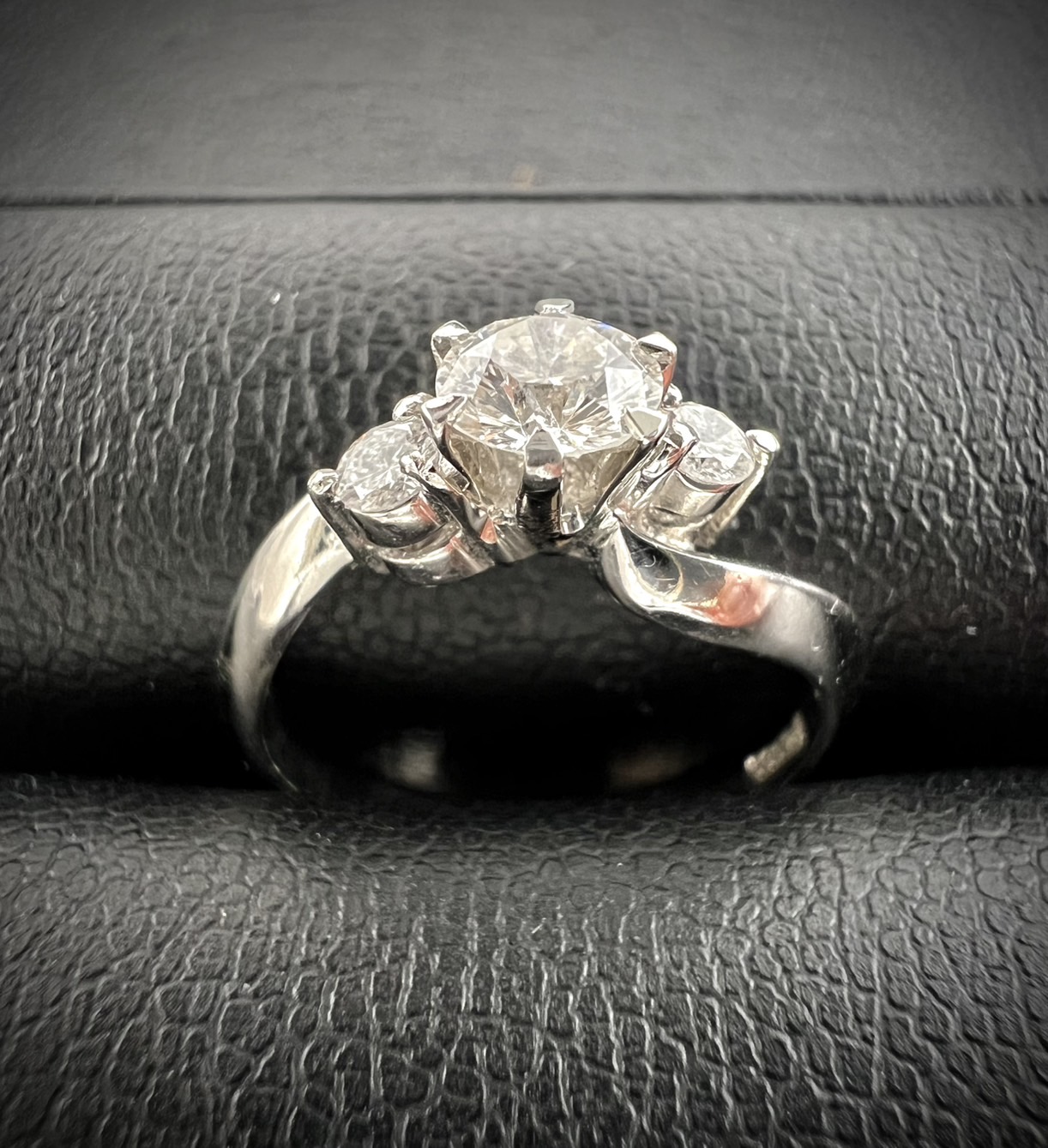 ダイヤ/0.26ct クラウンデザイン リング Pt900 6号 I2646 ダイヤ/0.26ct クラウンデザイン リング Pt900 6号 I2646 - メルカリ