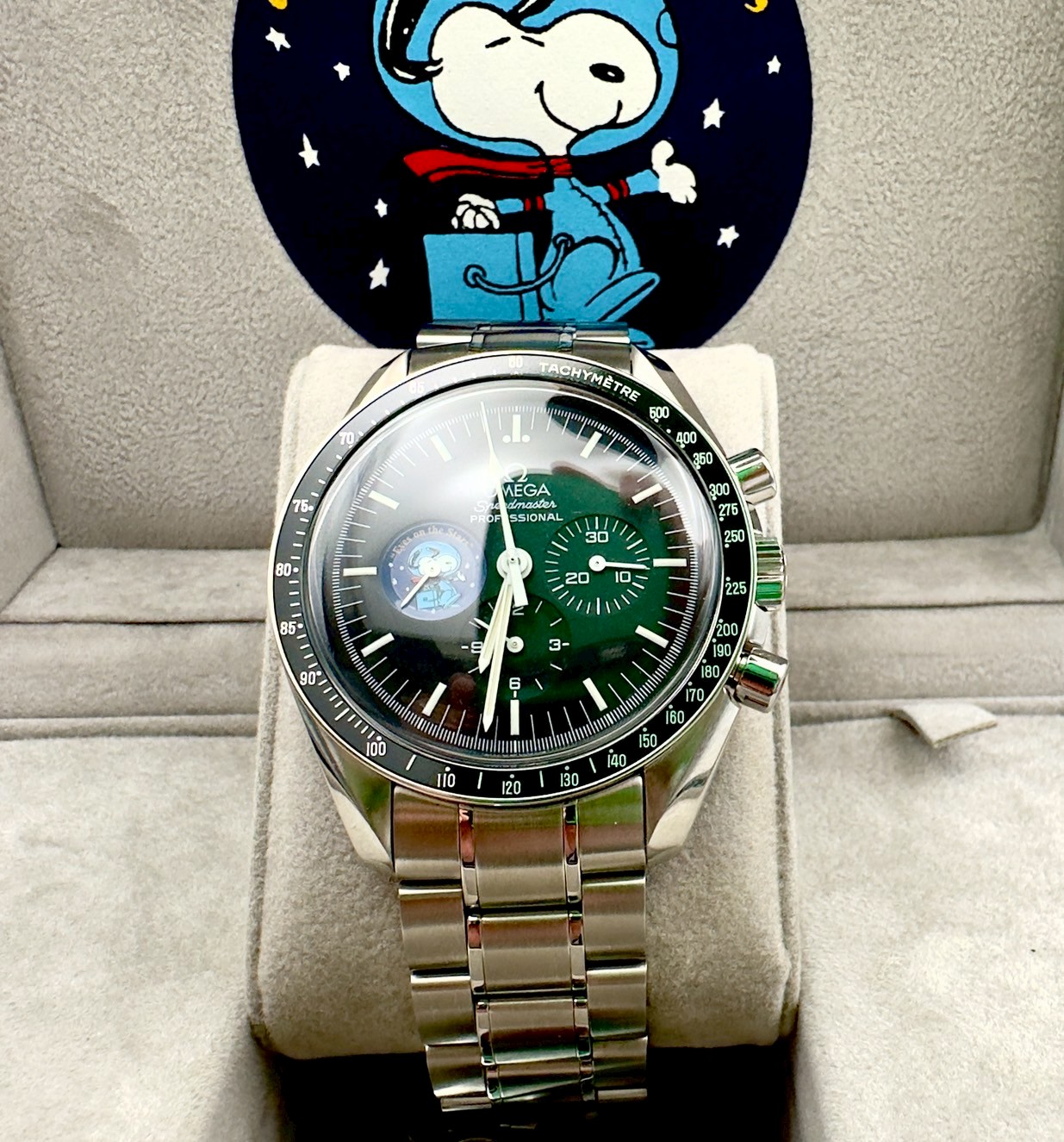オメガ スピードマスター スヌーピーコラボ限定品⭐✨ - 銀座屋 尼崎立花店